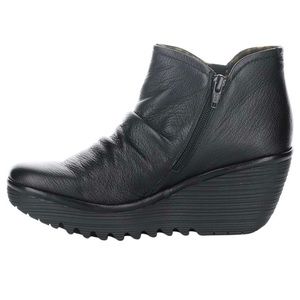 London Fly Wide Width Black Yamy Bootie
